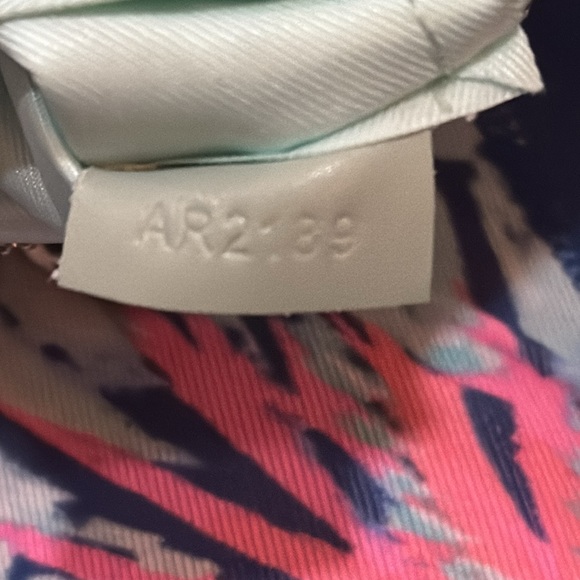 Crossbody - Picture 12 of 16